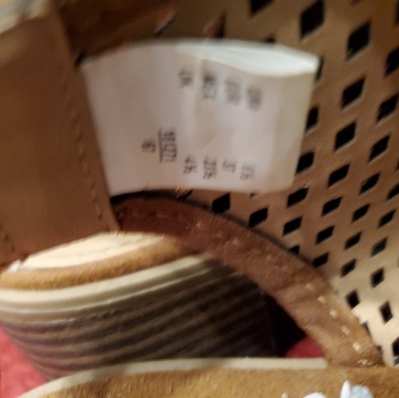 Diba Beige Slid on Heels - Picture 4 of 5